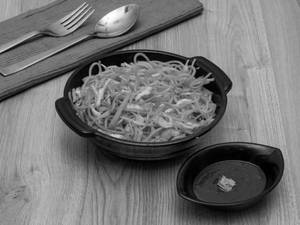 Schezwan Veg Noodles