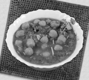 Chana Tadka Mix Fry [ Serves 1, 300 ml ]