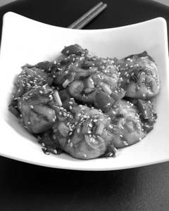 Schezwan Veg Momos 5 Piece