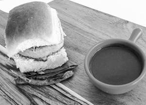 Chatpata Vada Pav