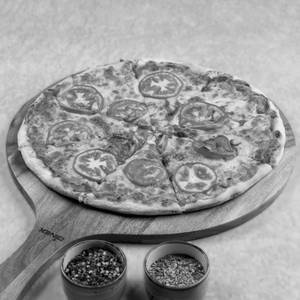 Classic Margherita Pizza