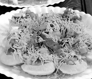 Sev puri