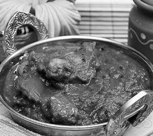 Tawa Chicken With 4 Tawa Roti Combo
