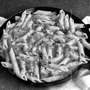 Chicken Penne Arrabiata White  Sause 