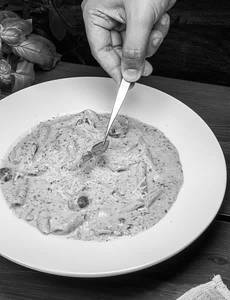 Quattro Formaggi Creamy Pest Pasta