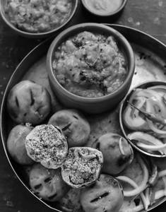 Litti Chokha(2 Pcs)