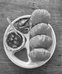 Bedmi Poori & Aloo Sabzi