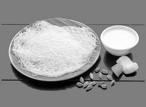 Idiyappam [2 Pieces] With Kurma Or Coconut Milk