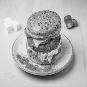 Crunchy Paneer Peri Peri Burger & Fries
