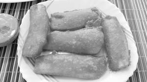 Vazhakkai Bajji (2 Pieces)