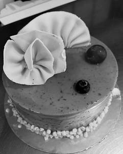 Exotic Strawberry Cake 1kg