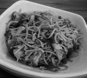Chicken  Hakka Noodles