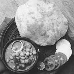 Chole Bhature (2Pcs + Raita) with Butter 