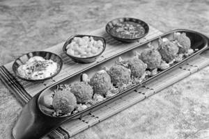 Crunchy Cheese Balls