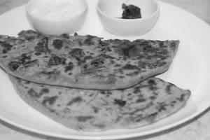 Mushroom Paratha With Dahi