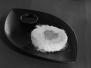 Medium Lotus Biscoff Kunafa