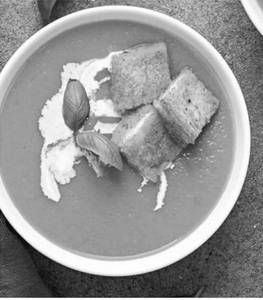 Tomato Basil Soup - Vegetarian