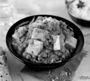Mattar Paneer