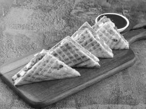 Paneer Majedar Sandwich