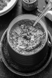Lasooni Dal Tadka