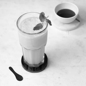 Roohafza Lassi