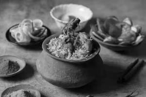 Matka Chicken Dum Biryani 