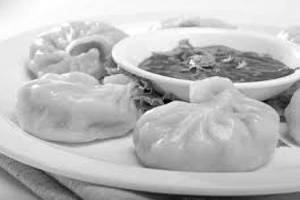 Paneer Momo + Cold Drink [200Ml]