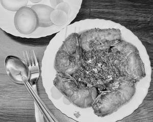 Zinga Prawns Sukka