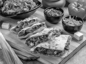 Schezwan Paneer Stuffed Naan