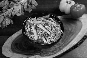 Pork Hakka Noodles