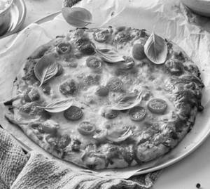 9"" Farm Fresh Pizza        