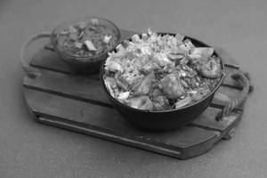 Chilli Paneer (5), Veg Burnt Garlic Rice Or Noodles Bowl