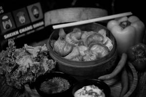 Wheat Chicken Classic Momo (6pcs)