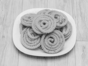 Murukulu [200 Grams]