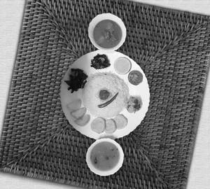 Veg  Thali