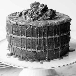 Chocolate Caramel Exotic Cake