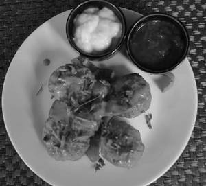 Veg Tandoori Soya Momos [6 Pieces]