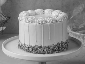 Premium Sugar Free Strawberry Cake