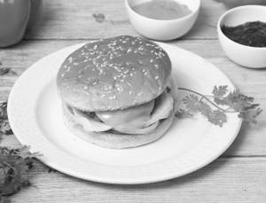 Chick-egg-fille