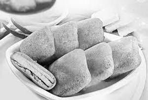 BREAD PAKODA WITH CHOLEY