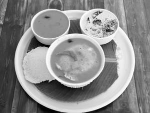 Sambar Idli (2 Pcs)