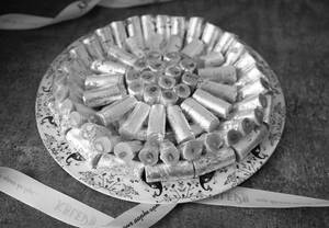 Kaju Kesar Roll