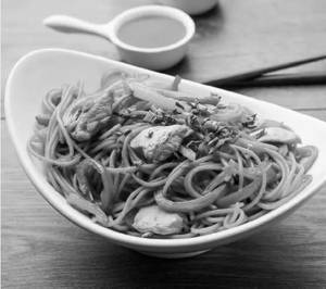 Chicken Hakka Chow 