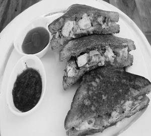 Cheese Paneer Sandwich[ jumbo]