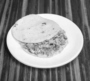Kuboos Shawarma Plate