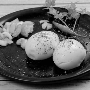 Boiled Eggs (2 pcs)