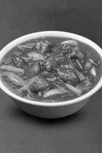 Chicken In Schezwan Sauce(8 Pcs)