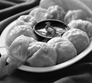 Paneer Momos              