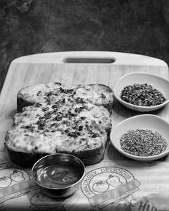 Cheese Maska Garlic Bread