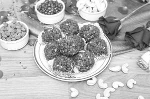 Doodh Laddu